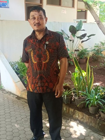 Moh Achlis Taufik, S.Pd