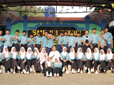 Kelas 9B